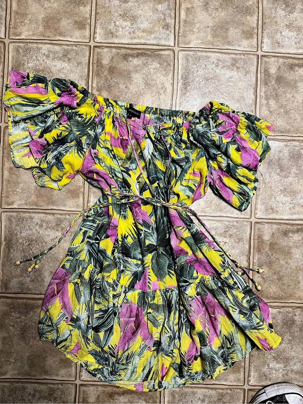 Cynthia Rowley Floral Mini Dress in Yellow & Pink Size Medium